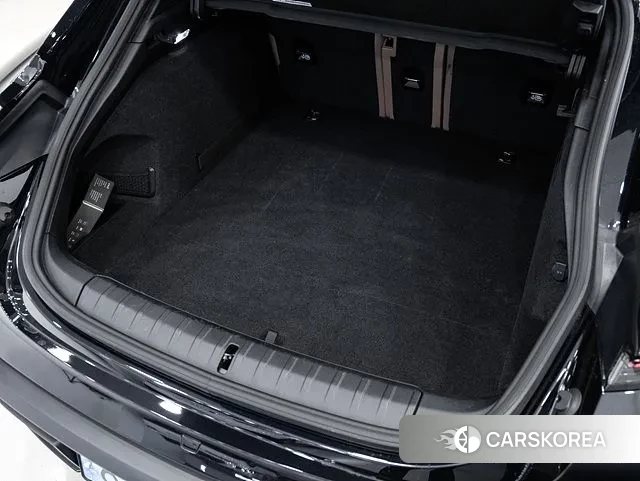 Porsche Taycan 2023 Черный из Кореи, фото 5