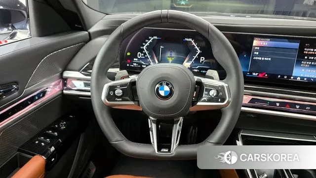 BMW 7 Series (G70) 2025 Черный из Кореи, фото 5