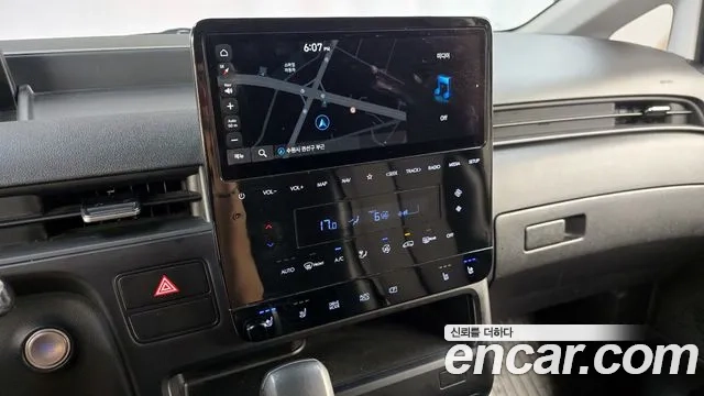 Hyundai Staria 2021 Красный из Кореи, фото 5