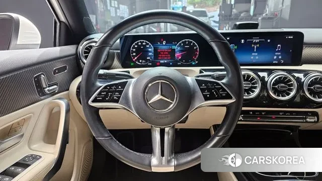 Mercedes-Benz A-Class W177 2024 Белый из Кореи, фото 5