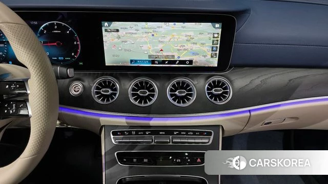 Mercedes-Benz E-Class W213 2022 Белый из Кореи, фото 5