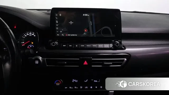 Kia Seltos 2022 Белый из Кореи, фото 5