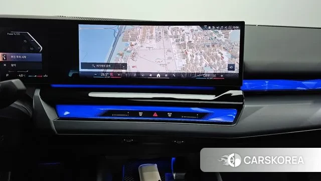 BMW 5 Series (G60) 2025 Белый из Кореи, фото 5