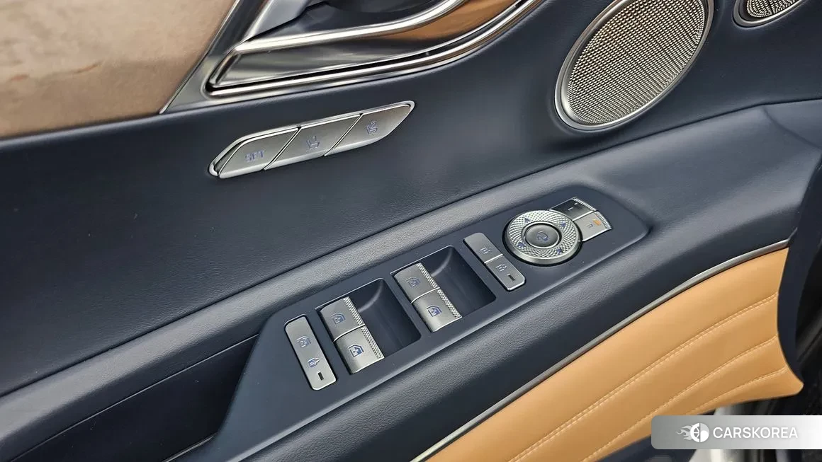 Genesis GV80 2023 Серый из Кореи, фото 5