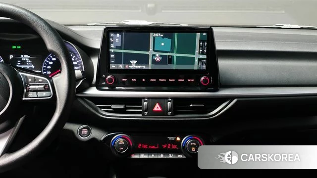 Kia The New K3 2nd generation 2021 Белый из Кореи, фото 5