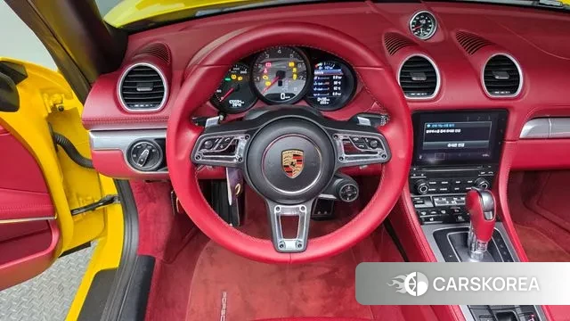 Porsche 718 Boxster 2021 Желтый из Кореи, фото 5