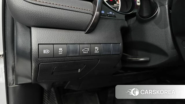 Toyota Camry (XV70) 2018 Серебряный из Кореи, фото 5