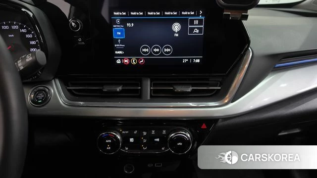 Chevrolet (GM Daewoo) Trax Crossover 2024 Белый из Кореи, фото 5