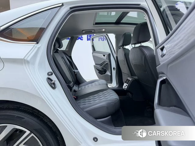 Volkswagen Sagitar 2022 Белый из Китая, фото 5