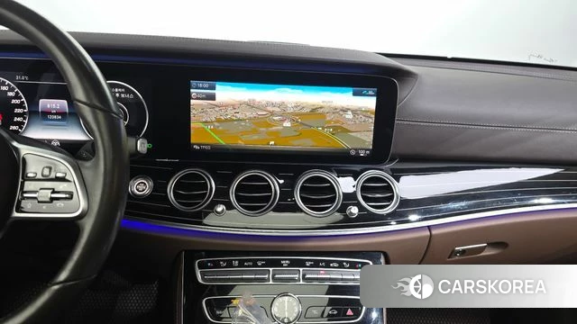 Mercedes-Benz E-Class W213 2020 Синий из Кореи, фото 5