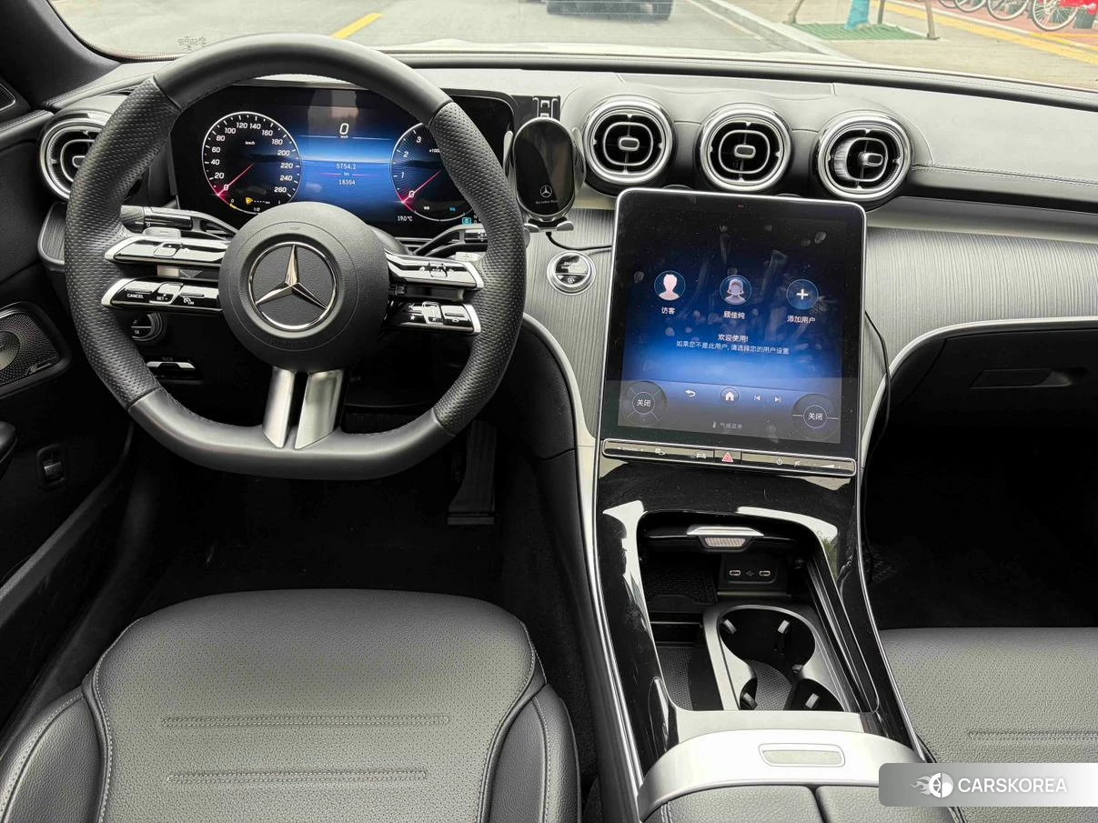 Mercedes-Benz Class C 2023 Белый из Китая, фото 5