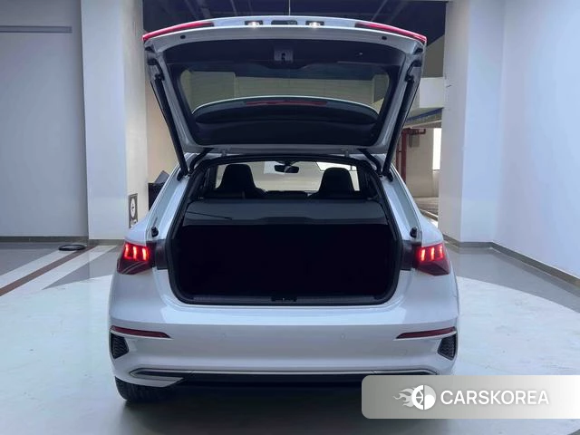 Audi A3 2023 Белый из Китая, фото 5