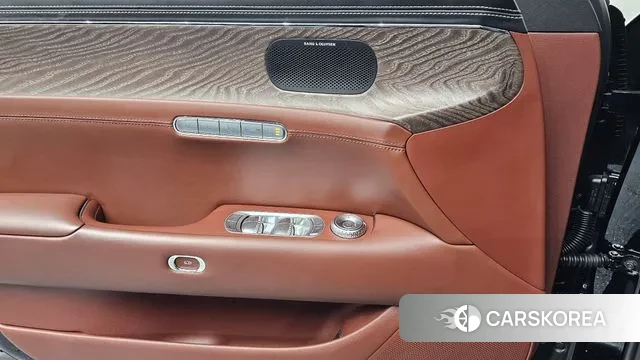 Genesis G90 (RS4) 2024 Черный из Кореи, фото 5