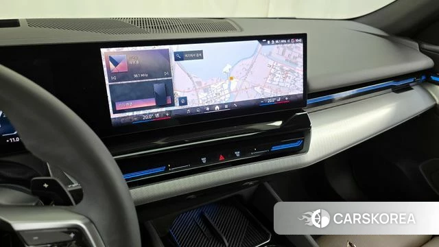 BMW 5 Series (G60) 2024 Белый из Кореи, фото 5