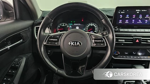 Kia Seltos 2019 Белый из Кореи, фото 5