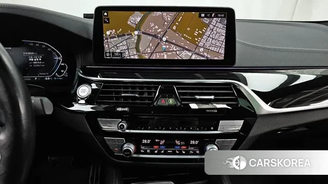 BMW 5 Series (G30) 2021 Черный из Кореи, фото 5