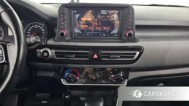 Kia Seltos 2021 Белый из Кореи, фото 5