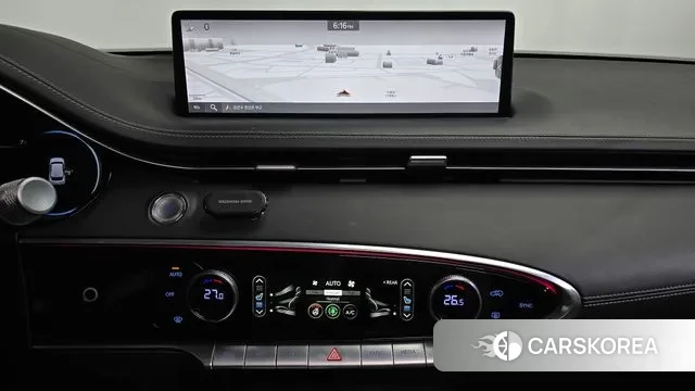 Genesis GV70 2023 Белый из Кореи, фото 5