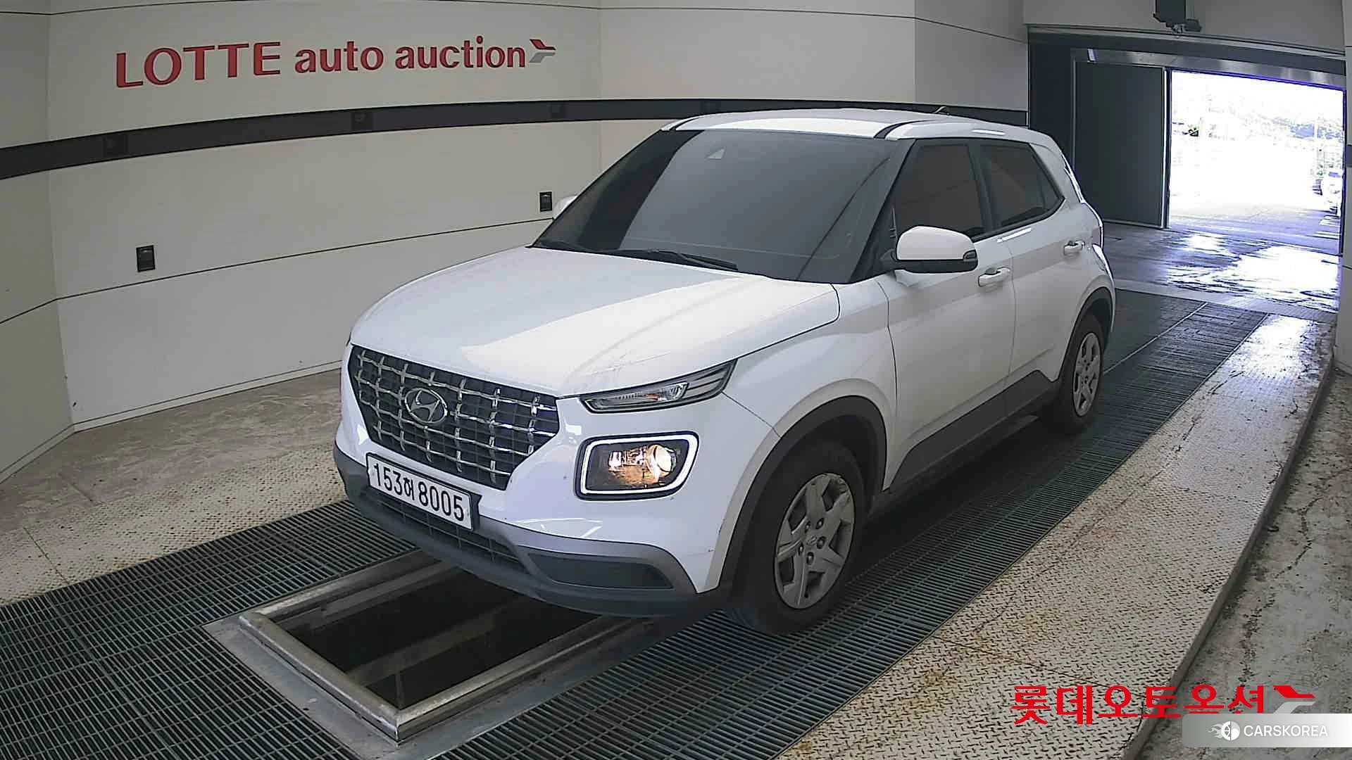 Hyundai Venue 2021 Polar White из Кореи, фото 5