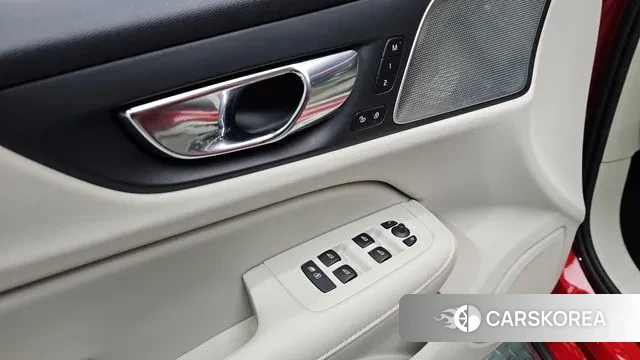 Volvo S60 3rd generation 2020 Красный из Кореи, фото 5