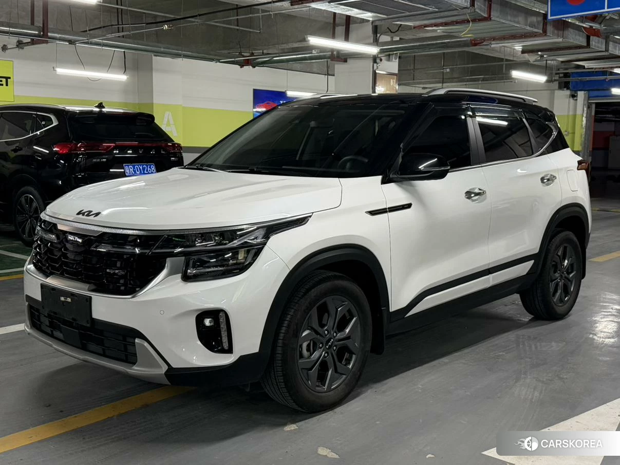 Kia Seltos 2023 Белый из Китая, фото 5