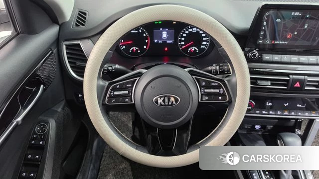 Kia Seltos 2020 Белый из Кореи, фото 5