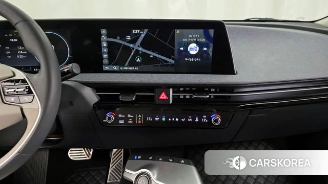 Kia EV6 2023 Серый из Кореи, фото 5