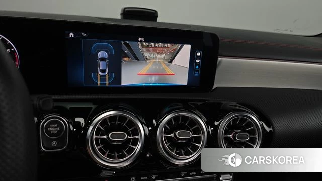 Mercedes-Benz CLA-Class C118 2024 Небесно-голубой из Кореи, фото 5