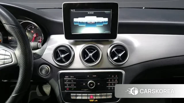 Mercedes-Benz GLA-Class X156 2019 Белый из Кореи, фото 5