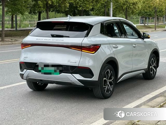 BYD Yuan PLUS 2023 Белый из Китая, фото 5