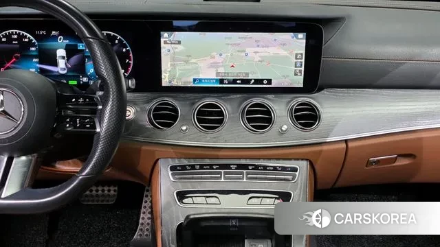 Mercedes-Benz E-Class W213 2021 Черный из Кореи, фото 5