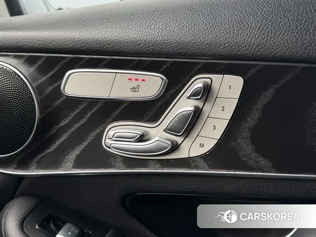 Mercedes-Benz GLC-Class X253 2019 Белый из Кореи, фото 5