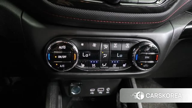 Chevrolet (GM Daewoo) Trailblazer 2022 Черный из Кореи, фото 5