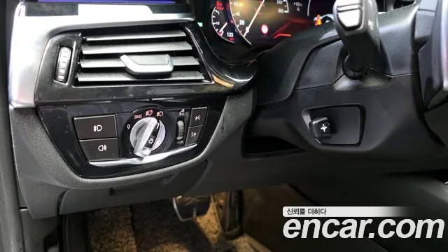 BMW 5 Series (G30) id 2498517 из Кореи 5