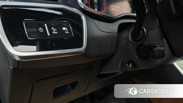 Audi A6 (C8) 2020 Белый из Кореи, фото 5