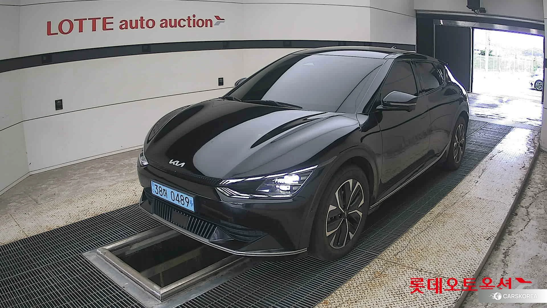 Kia EV6 2023 Aurora Black Pearl из Кореи, фото 5