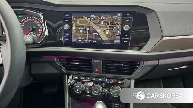 Volkswagen 7th Generation of Jetta 2020 Белый из Кореи, фото 5