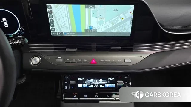 Hyundai The New Grandeur IG 2022 Серебристо-серый из Кореи, фото 5