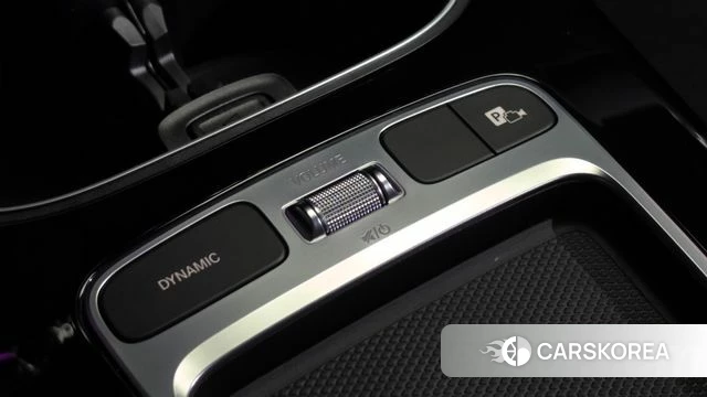 Mercedes-Benz A-Class W177 2025 Белый из Кореи, фото 5