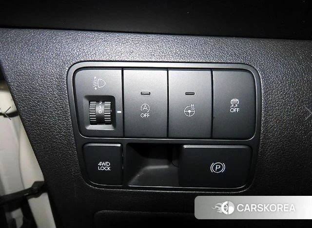 Hyundai Staria 2023 Белый из Кореи, фото 5