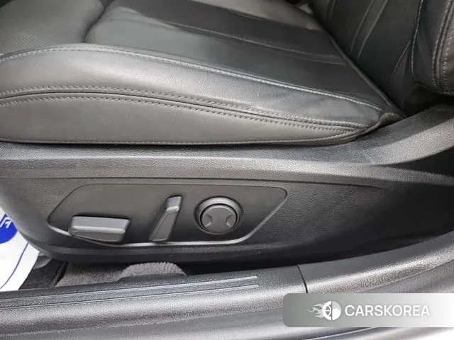 Kia K5 3rd generation 2020 Белый из Кореи, фото 5