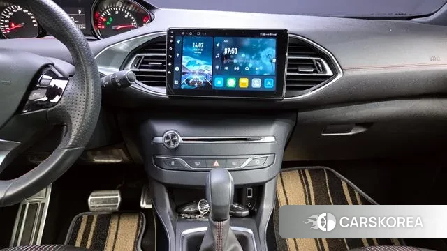 Peugeot 308 second generation 2018 Белый из Кореи, фото 5