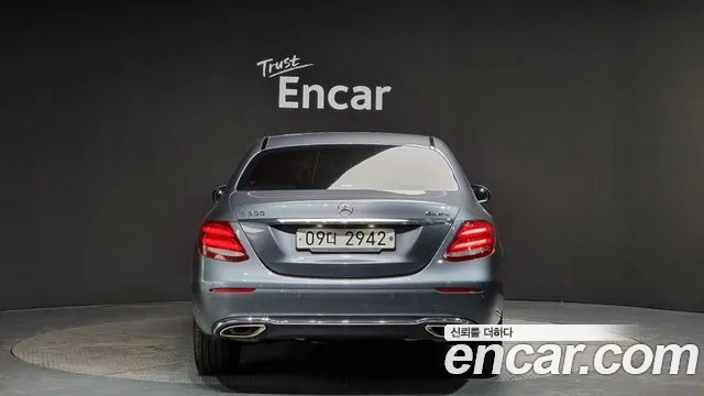 Mercedes-Benz E-Class W213 2018 Серый из Кореи, фото 5