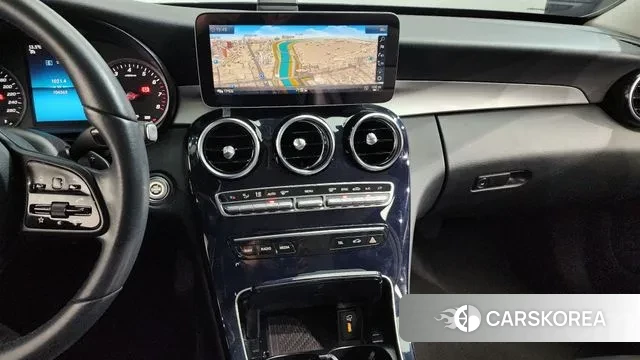 Mercedes-Benz C-Class W205 2019 Светло-зеленый из Кореи, фото 5