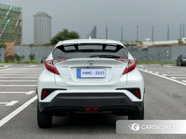 Toyota C-HR 2023 Белый из Китая, фото 5