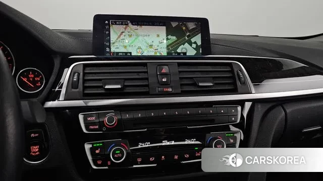 BMW 3 Series (F30) 2018 Белый из Кореи, фото 5