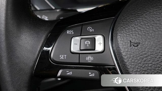 Volkswagen Tiguan Allspace 2020 Белый из Кореи, фото 5