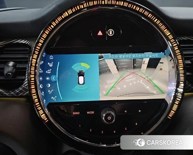 Mini Cooper Electric 2023 Белый из Кореи, фото 5