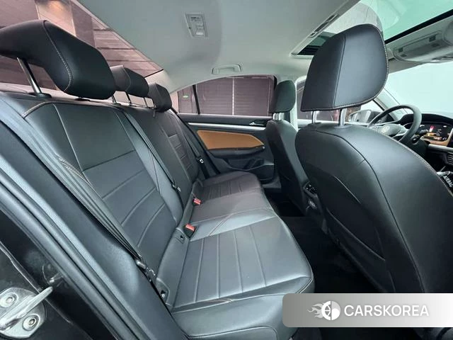 Volkswagen Bora 2024 Черный из Китая, фото 5