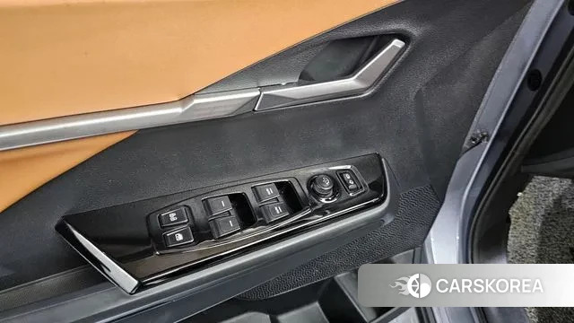 Ssangyong Torres 2022 Серебряный из Кореи, фото 5